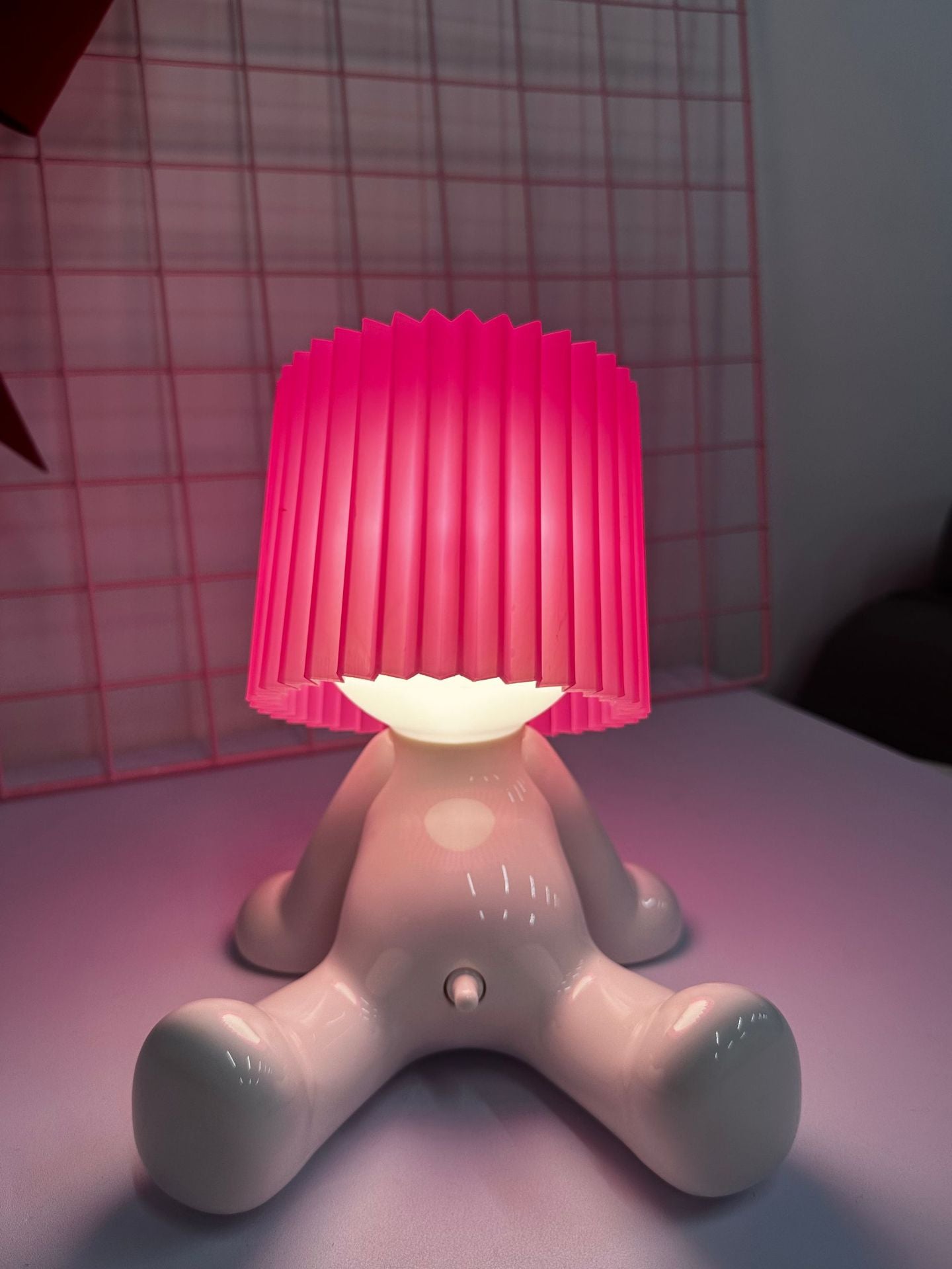 Shy Boy Desk Lamp Charging Table Lamp Room Ambience Light Creative Funny Gift for Bedroom Decoration